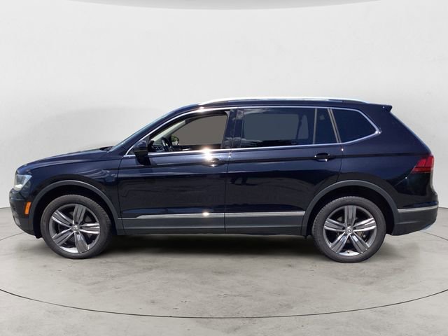 Used 2020 Volkswagen Tiguan SEL AWD/4WD image 2