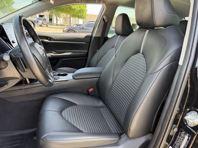 Used 2021 Toyota Camry SE FWD image 21