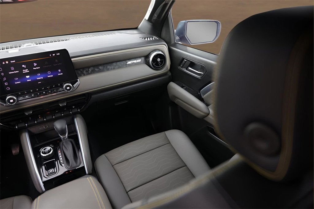 Used 2024 Chevrolet Colorado ZR2 w/ ZR2 Convenience Package III image 27