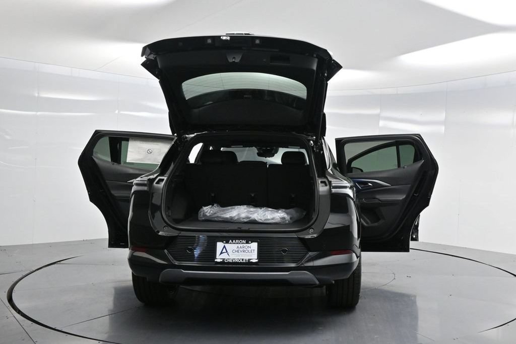New 2025 Chevrolet Equinox EV LT w/ Convenience Package II AWD/4WD image 39