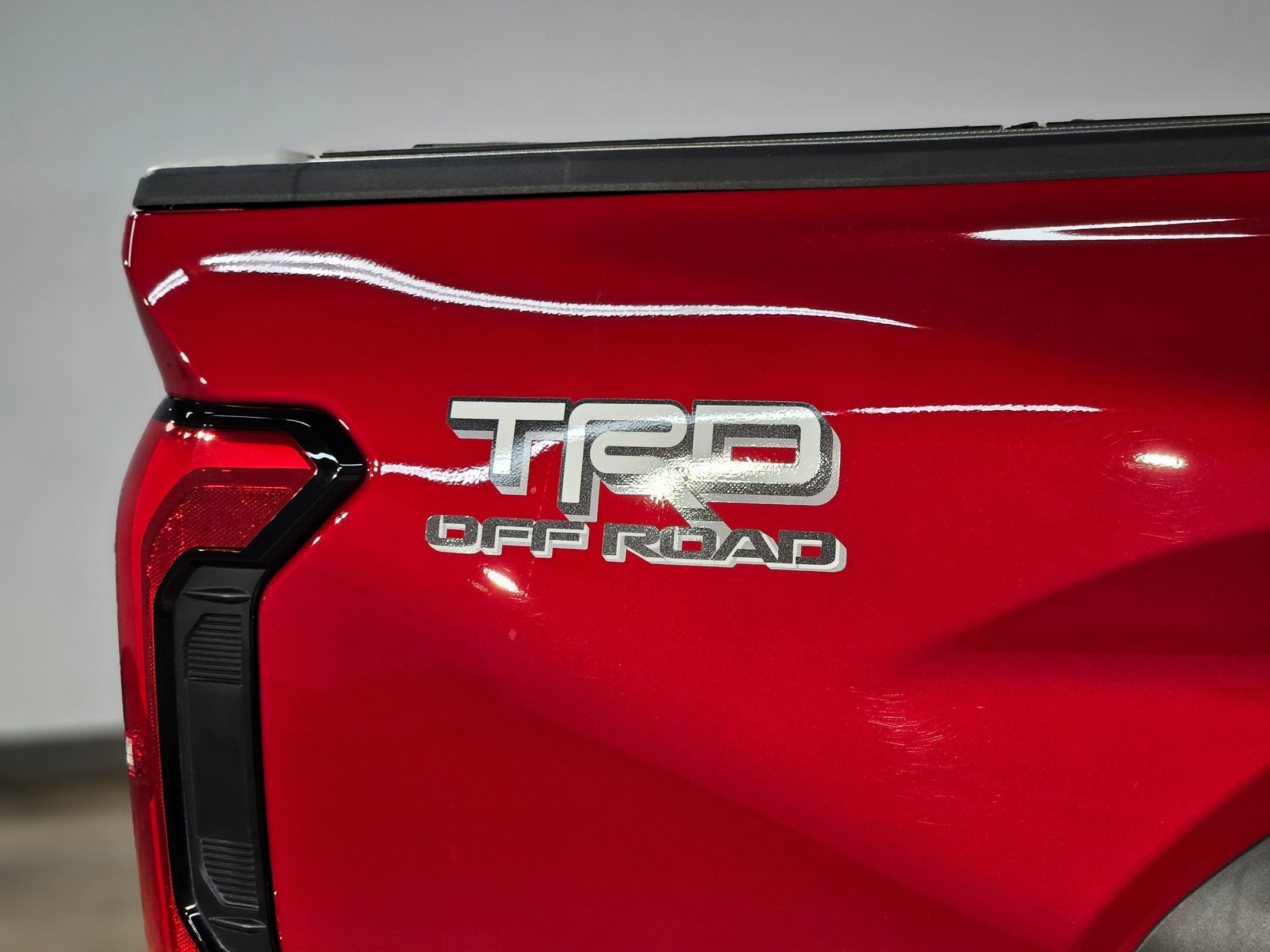Certified 2024 Toyota Tacoma TRD Off-Road image 37