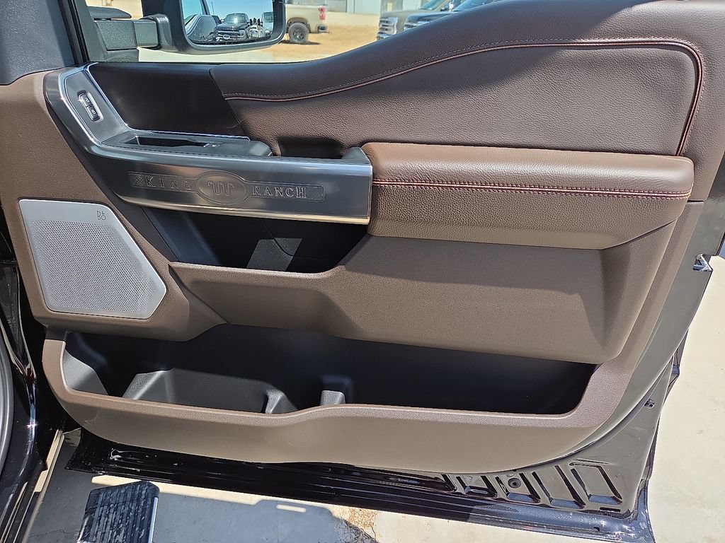 New 2026 Ford F350 King Ranch w/ Chrome Package AWD/4WD image 14