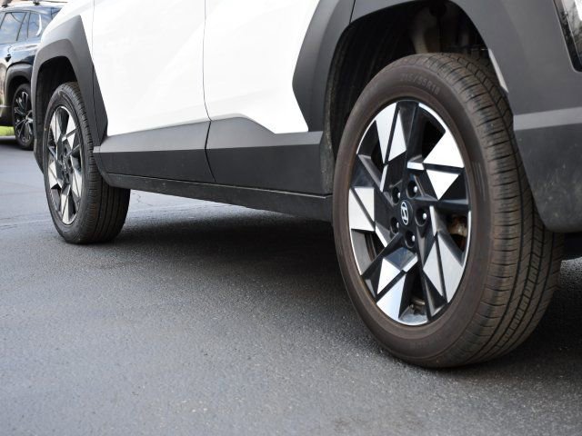 Used 2024 Hyundai Kona SEL image 9