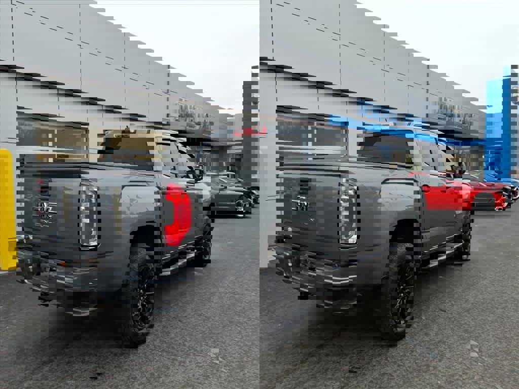 Used 2022 GMC Canyon Elevation Standard w/ Convenience Package image 6