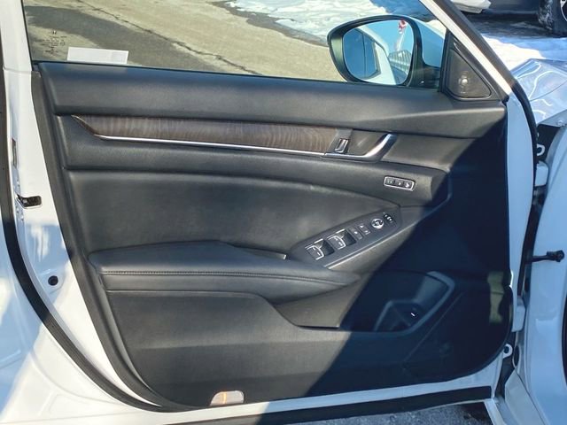 Used 2019 Honda Accord Touring image 23