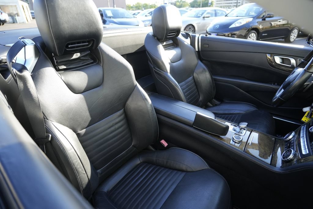 Used 2015 Mercedes-Benz SL 400 w/ Premium I Package image 24