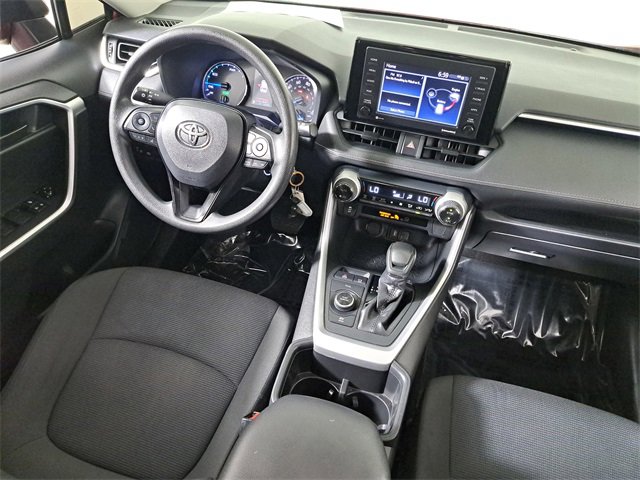 Used 2022 Toyota RAV4 LE image 15