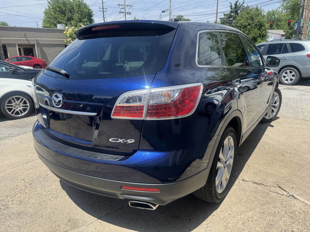 Used 2012 MAZDA CX-9 Grand Touring w/ Moonroof & Bose Audio Pkg FWD image 8