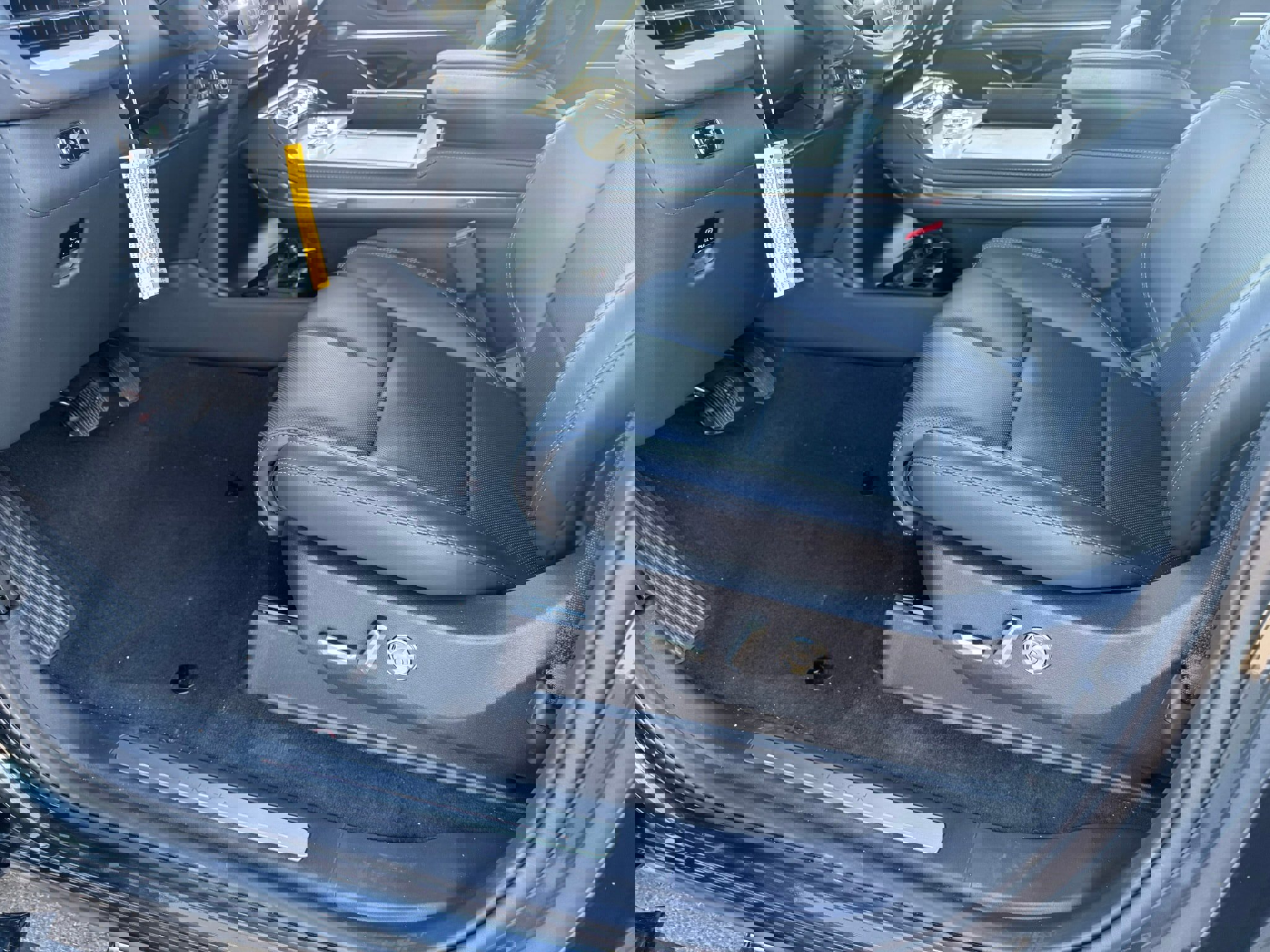 New 2025 Lincoln Navigator Reserve w/ Jet Appearance Package image 18