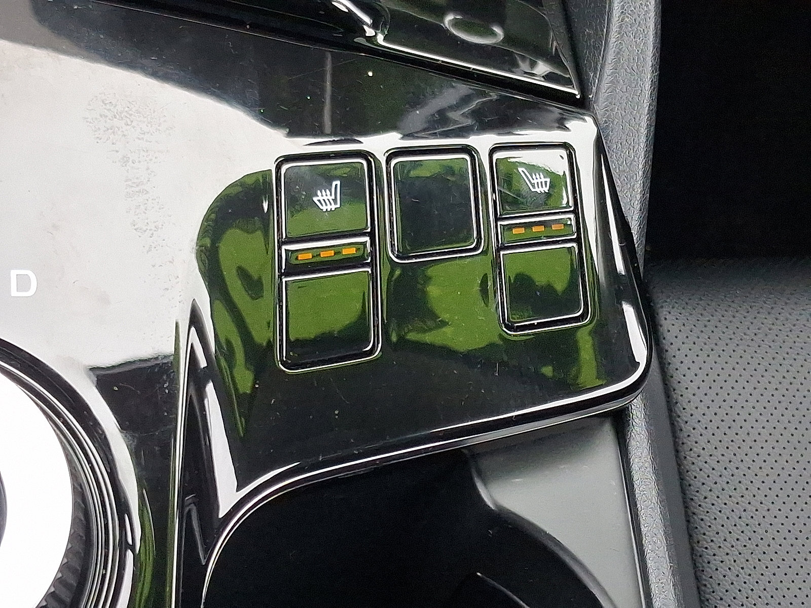 Used 2024 Kia Sportage EX w/ EX Premium Package image 23