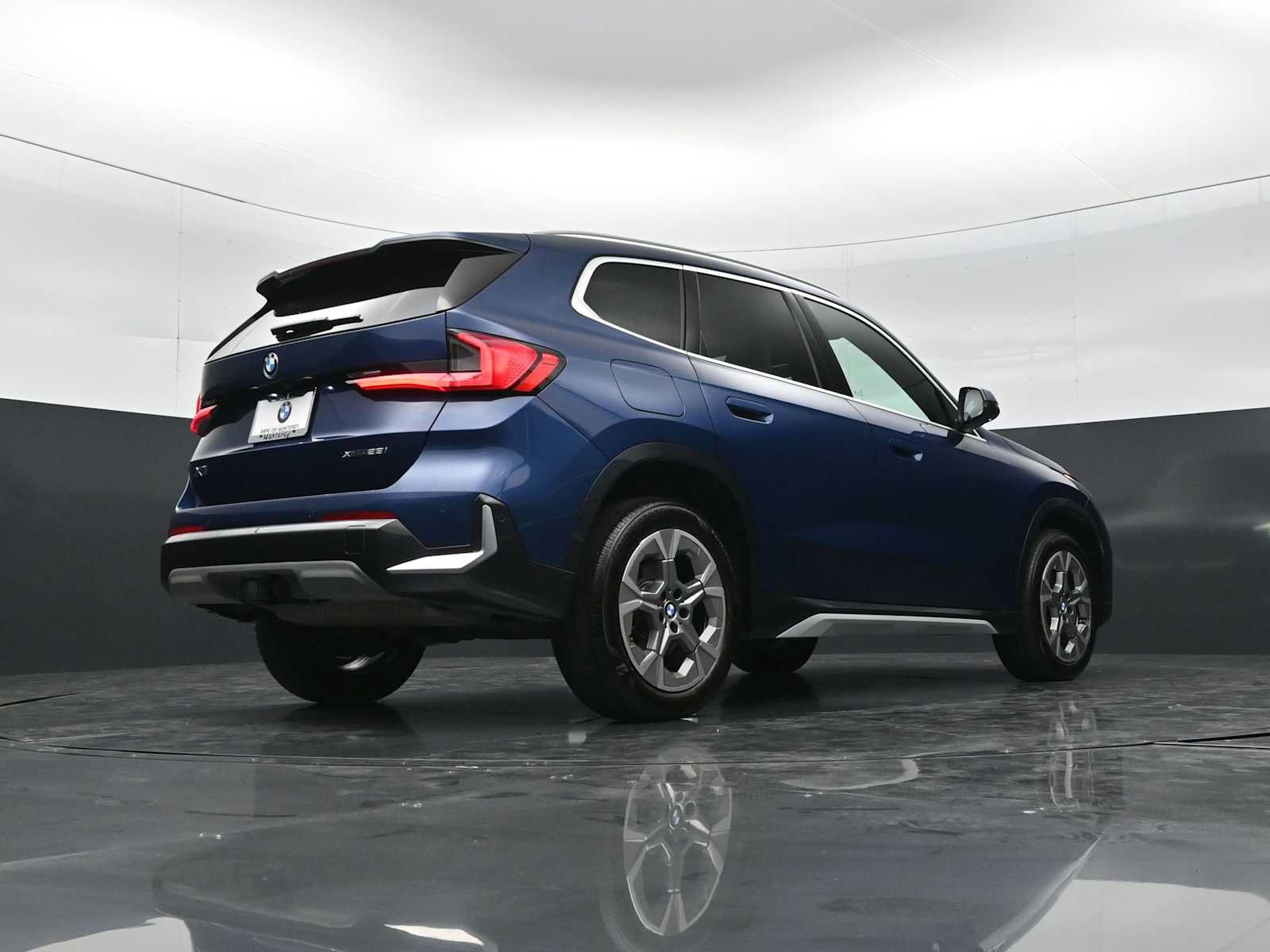 Used 2025 BMW X1 xDrive28i w/ Technology Package AWD/4WD image 29
