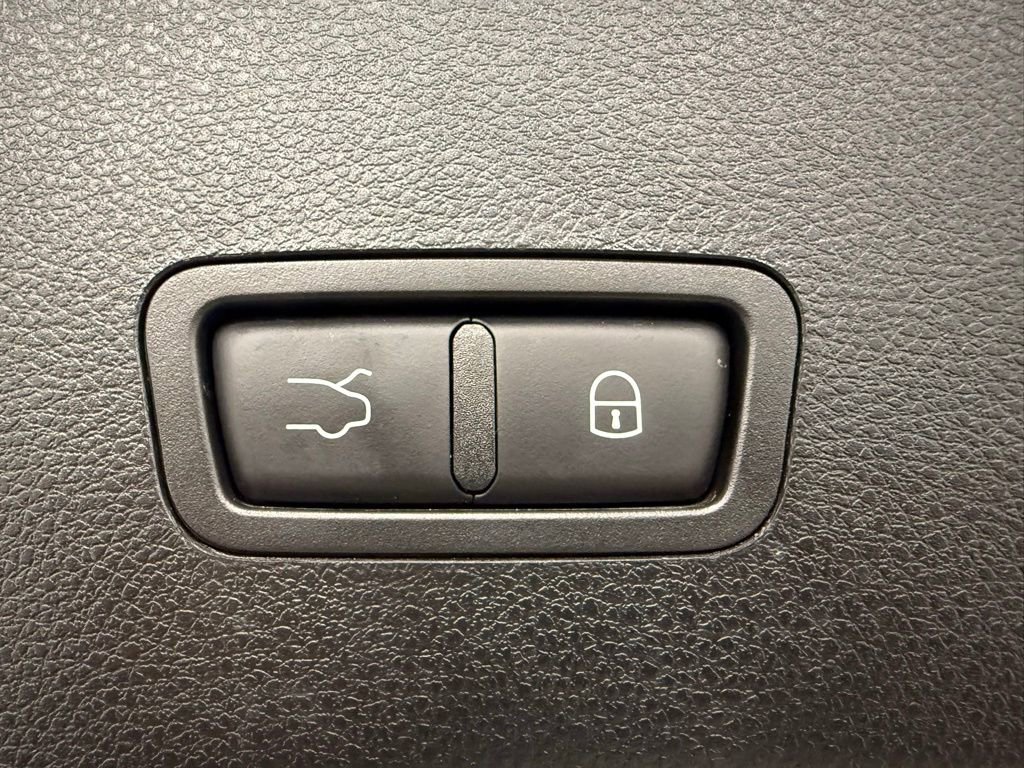 Used 2024 Dodge Hornet R/T Plus w/ Tech Pack Plus w/o Parking image 13