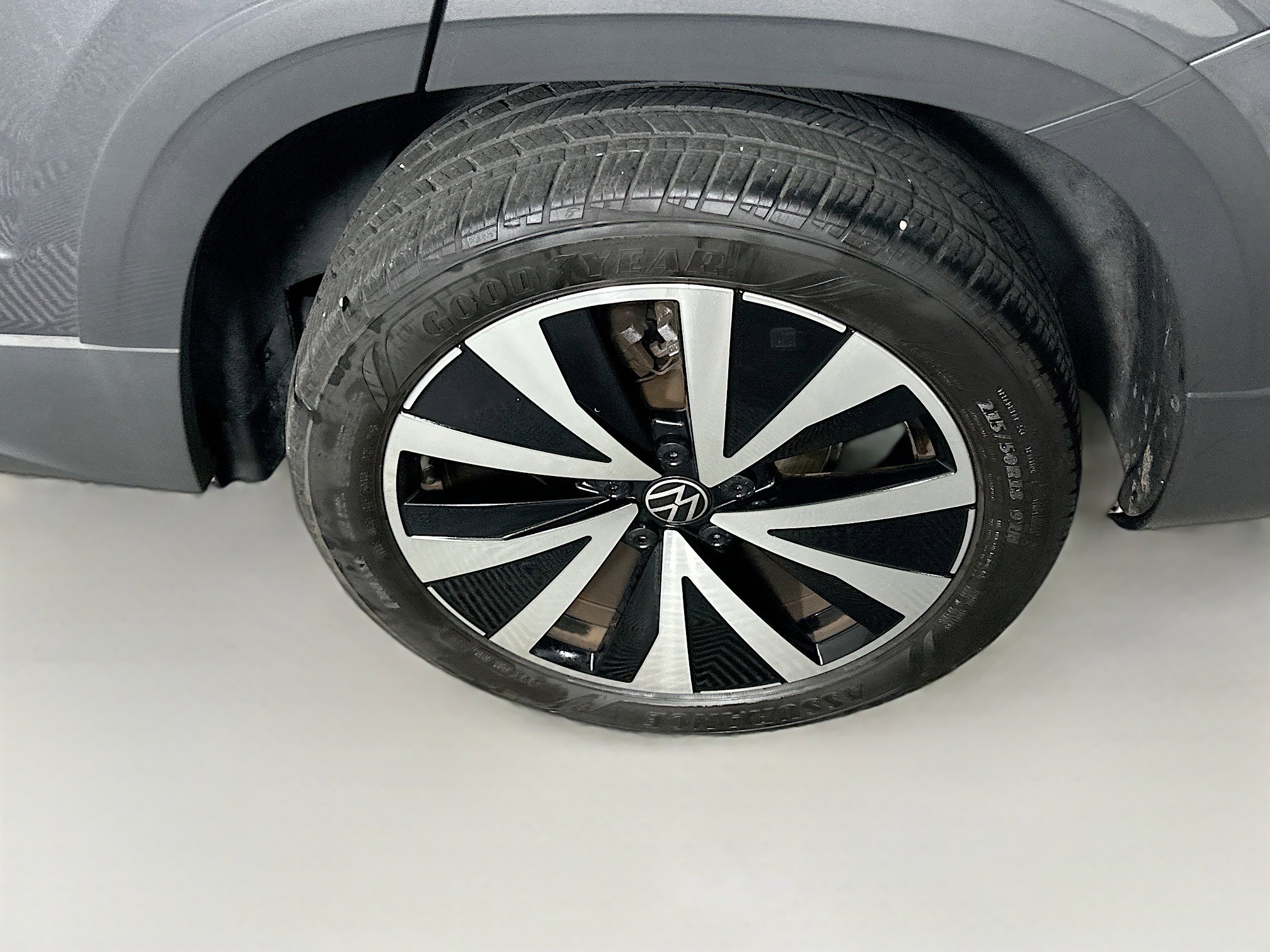 Used 2023 Volkswagen Taos SE image 11