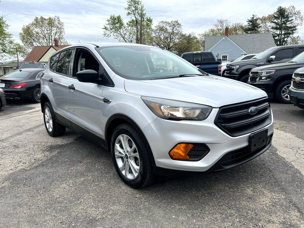 Used 2018 Ford Escape S image 3