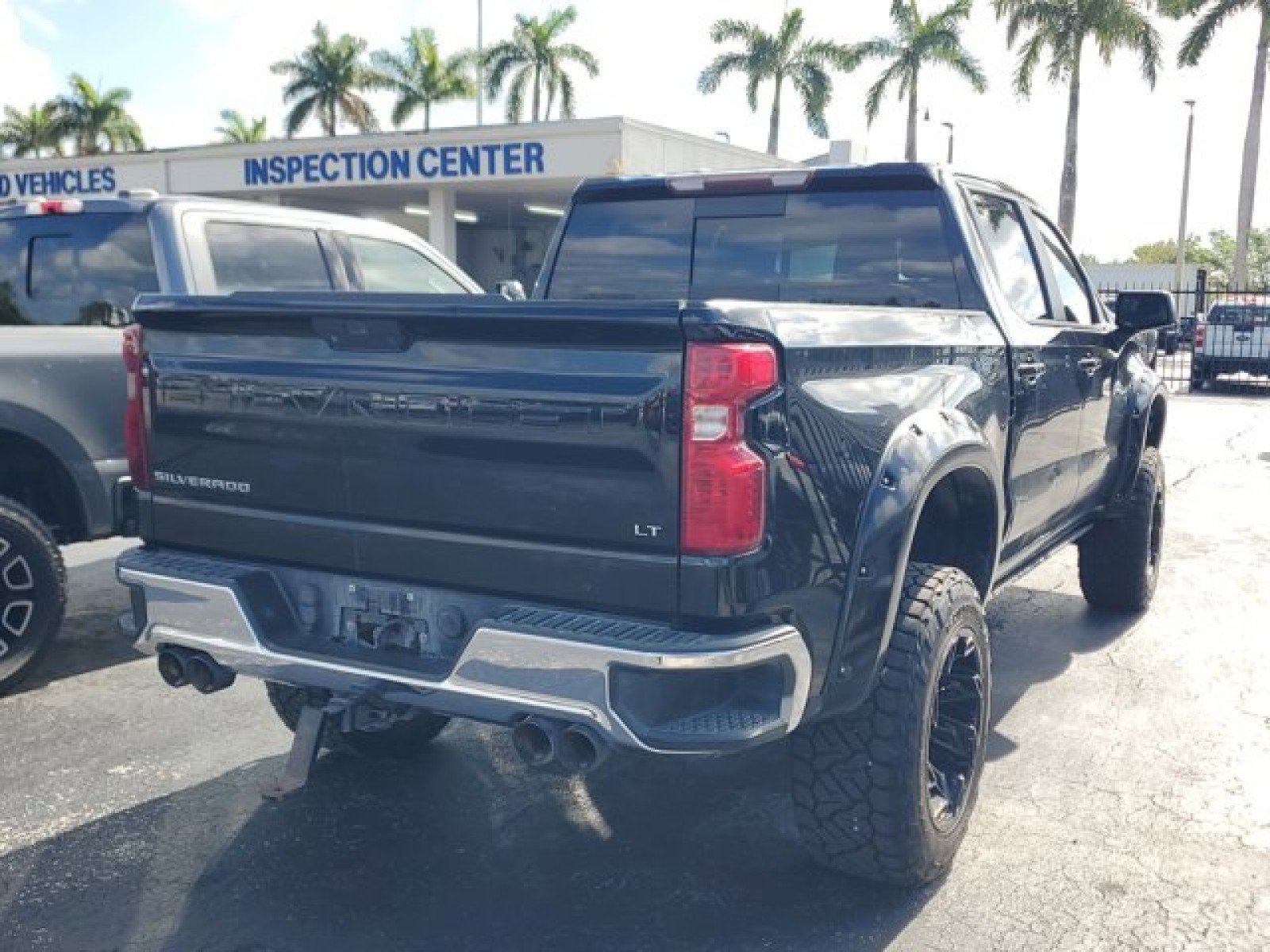 Used 2019 Chevrolet Silverado 1500 LT w/ All-Star Edition AWD/4WD image 8