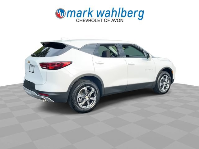 Used 2025 Chevrolet Blazer LT FWD image 8