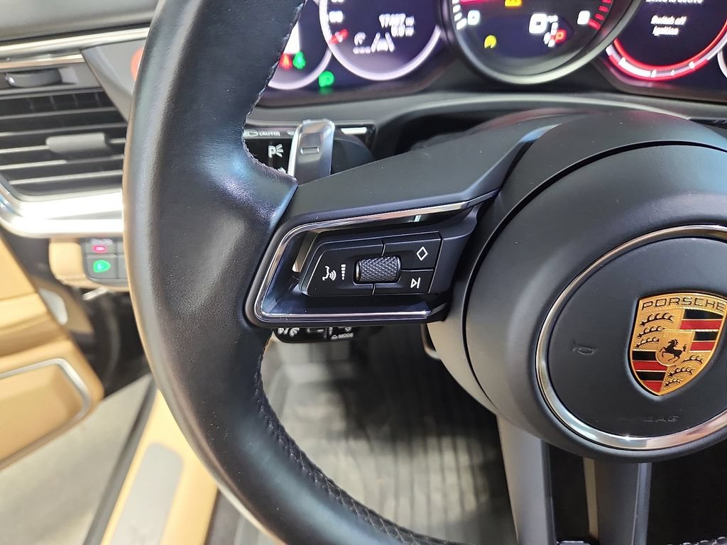 Certified 2023 Porsche Panamera image 21