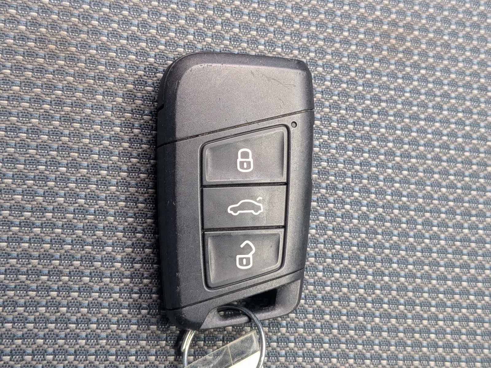 Used 2025 Volkswagen Taos S FWD image 28