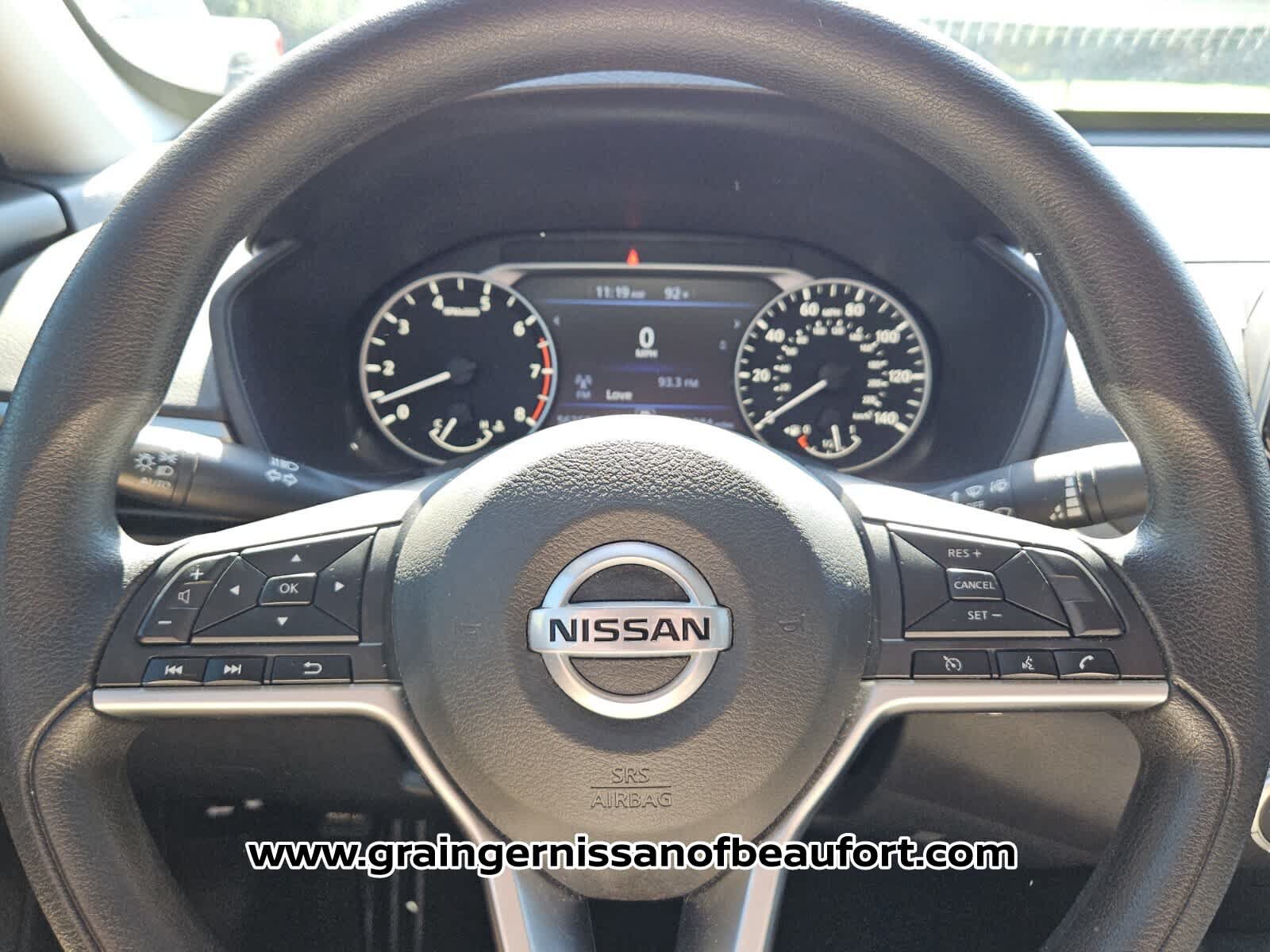 Used 2022 Nissan Altima 2.5 SV FWD image 11