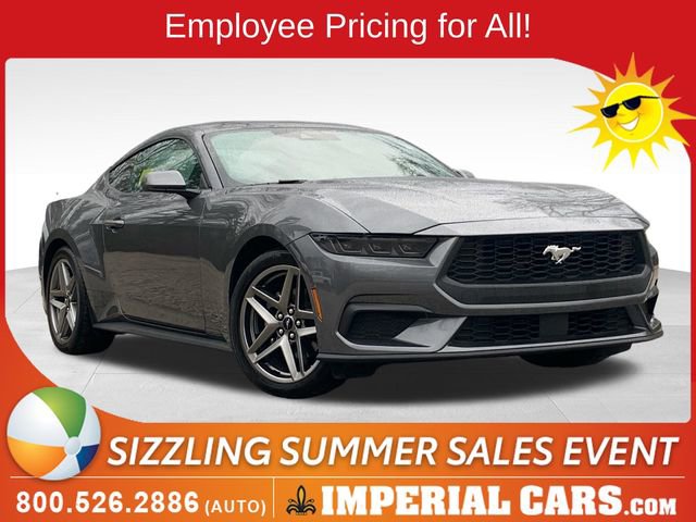 Used 2025 Ford Mustang Coupe RWD image 1