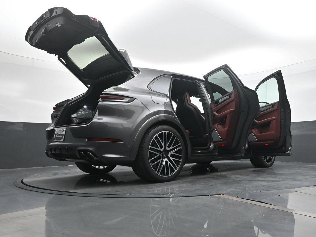 New 2025 Porsche Cayenne Turbo AWD/4WD image 27