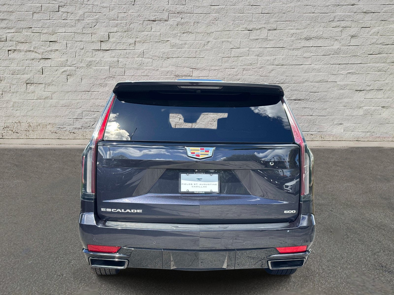 Used 2023 Cadillac Escalade Sport Platinum AWD/4WD image 4