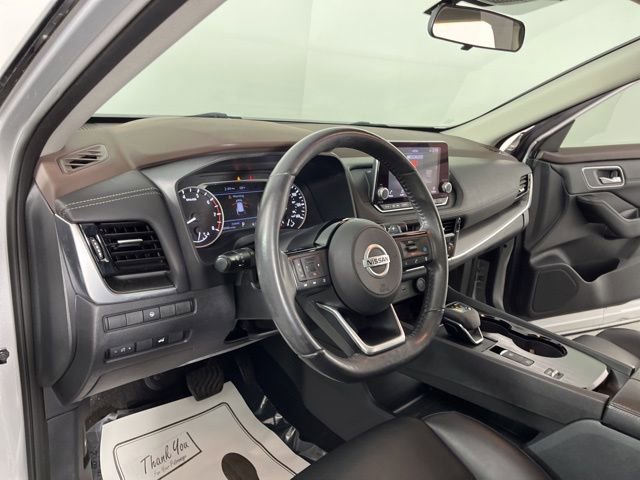 Used 2021 Nissan Rogue SV w/ Premium Package image 19