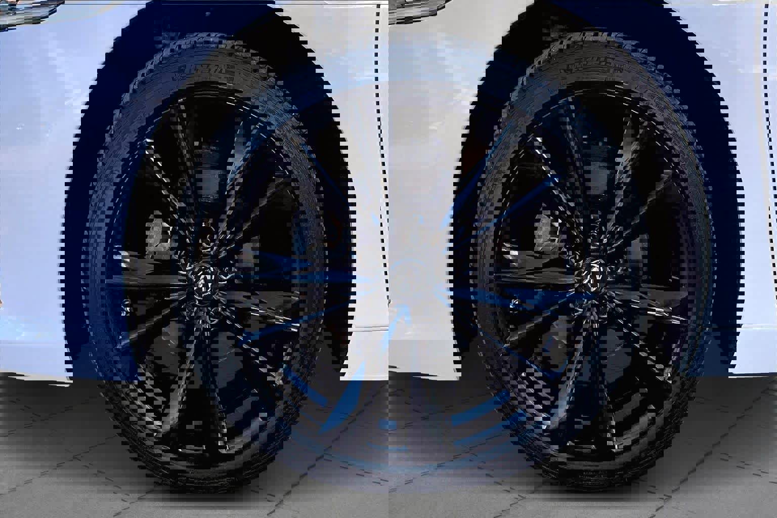 Used 2023 Lexus ES 350 F Sport w/ Accessory Package (Z2) image 11