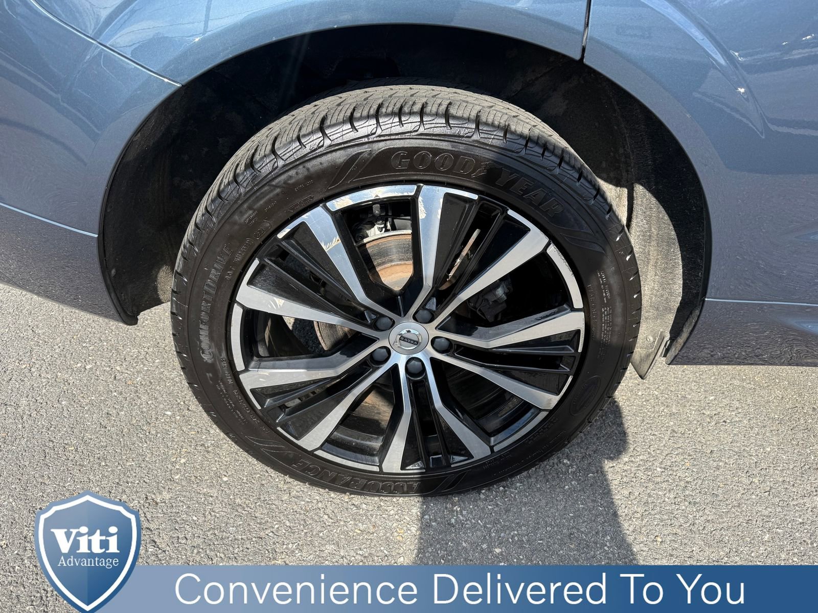 Certified 2023 Volvo XC60 B5 Plus w/ Climate Package AWD/4WD image 14