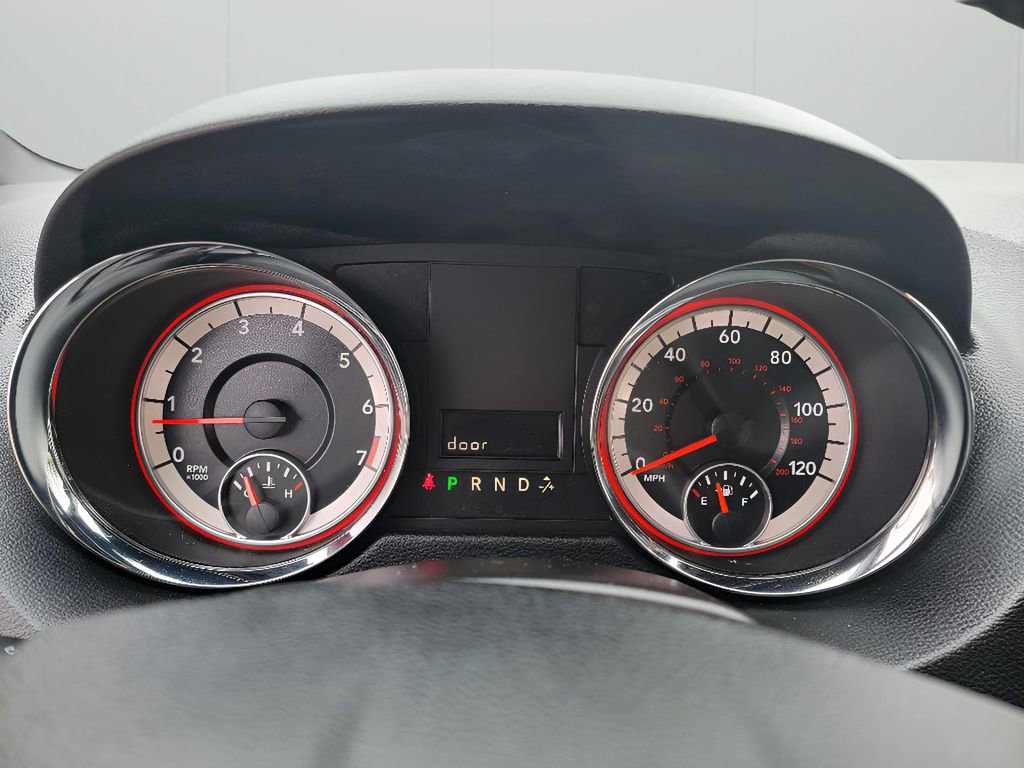Used 2018 Dodge Grand Caravan SXT image 13