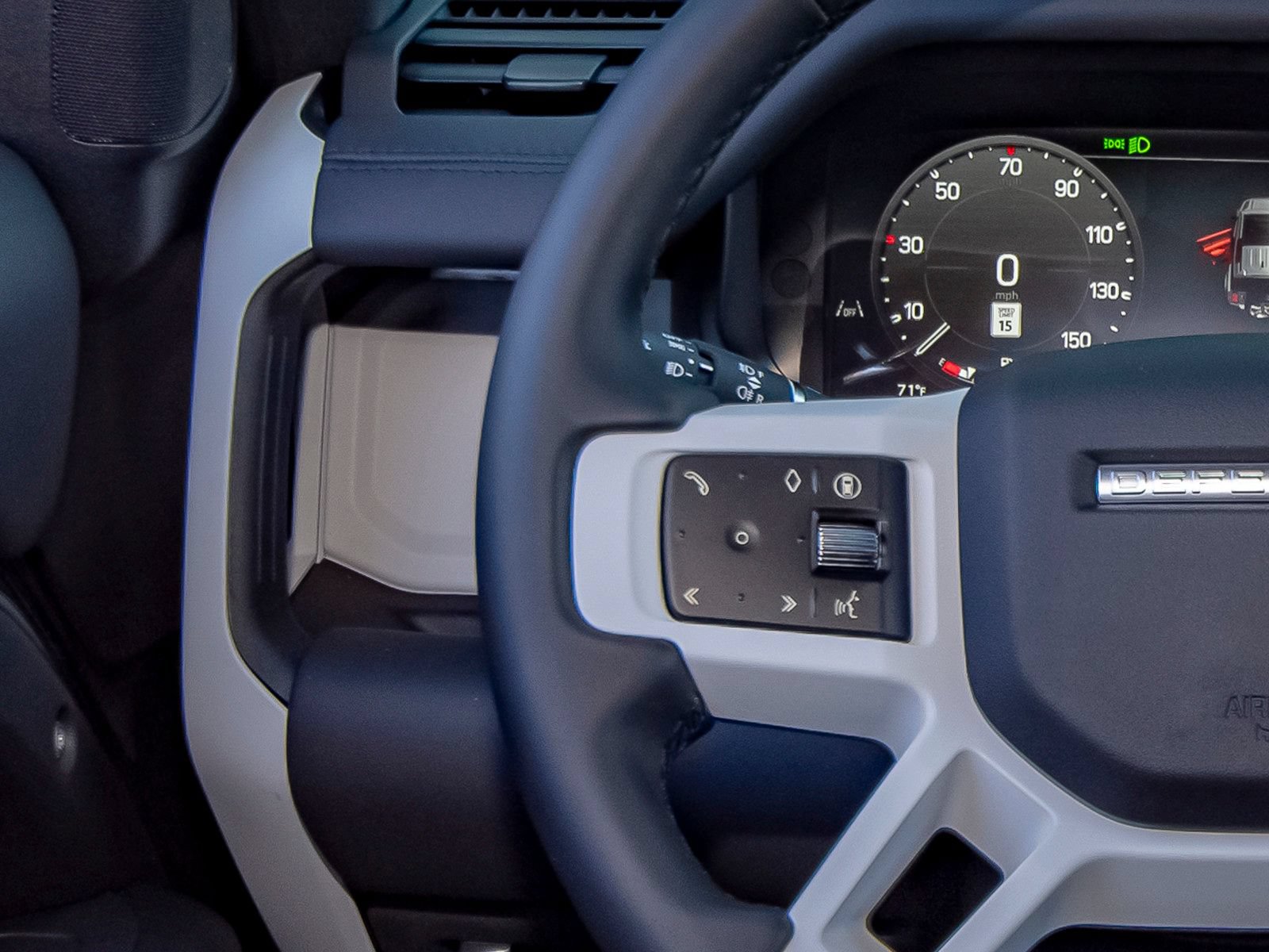 New 2026 Land Rover Defender 110 X-Dynamic SE AWD/4WD image 32