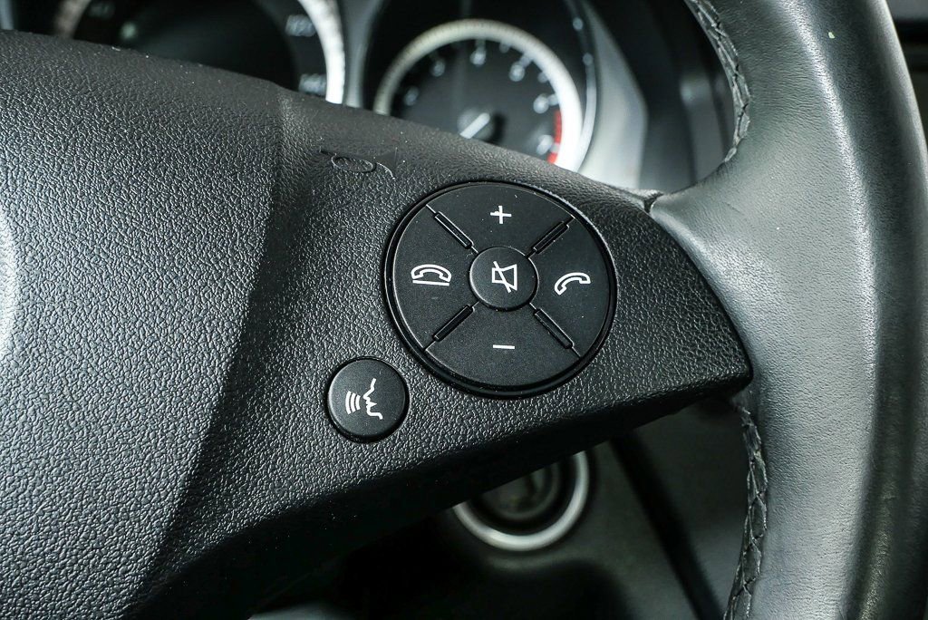 Used 2011 Mercedes-Benz C 300 Sedan image 11