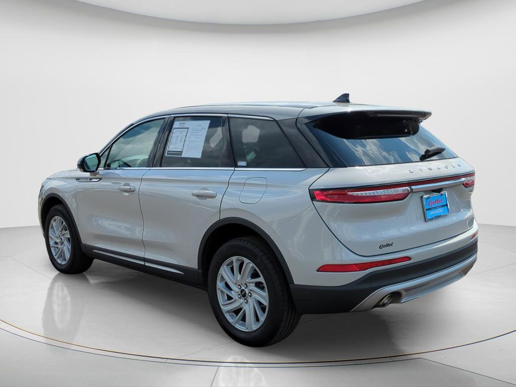 Used 2023 Lincoln Corsair FWD image 6