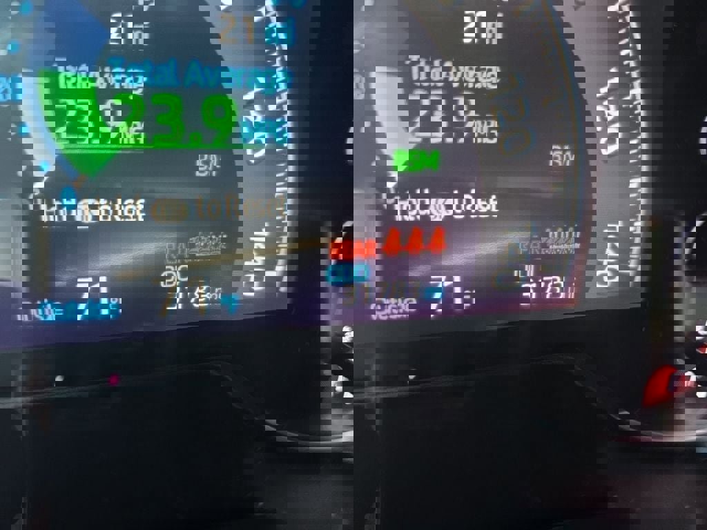 Used 2023 Toyota RAV4 XLE image 20