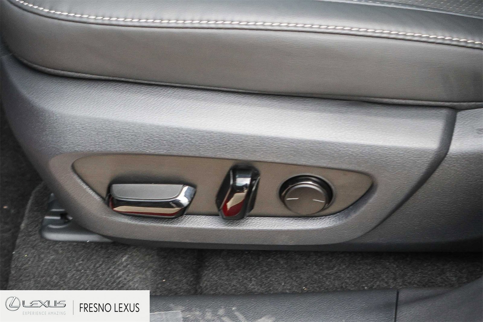 New 2025 Lexus RX 350 FWD image 23