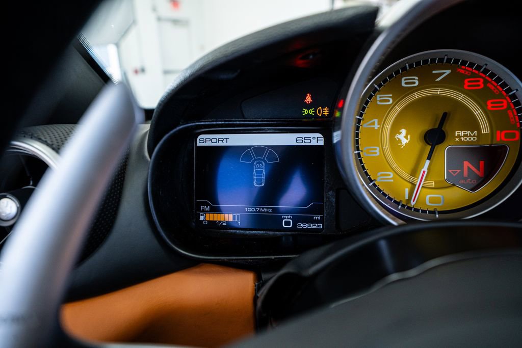 Used 2016 Ferrari California T image 49