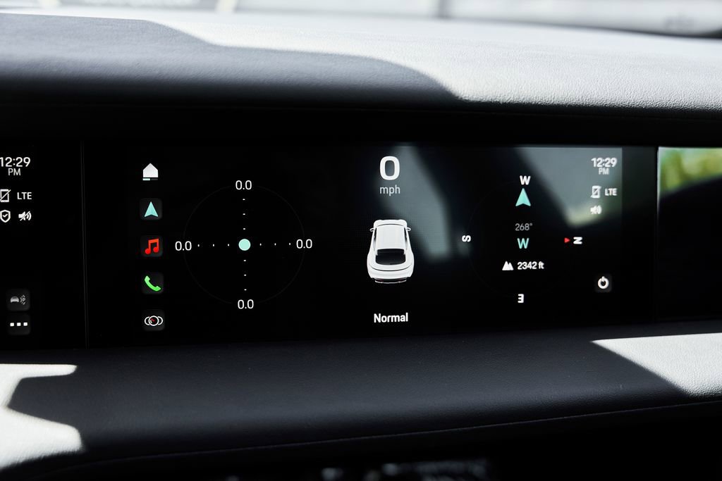 Used 2022 Porsche Taycan 4 Cross Turismo image 78