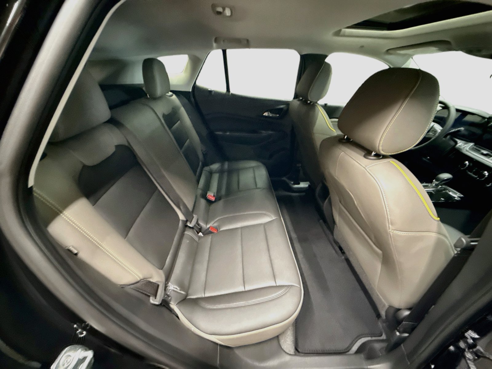 New 2026 Chevrolet Trax ACTIV w/ Sunroof Package FWD image 30