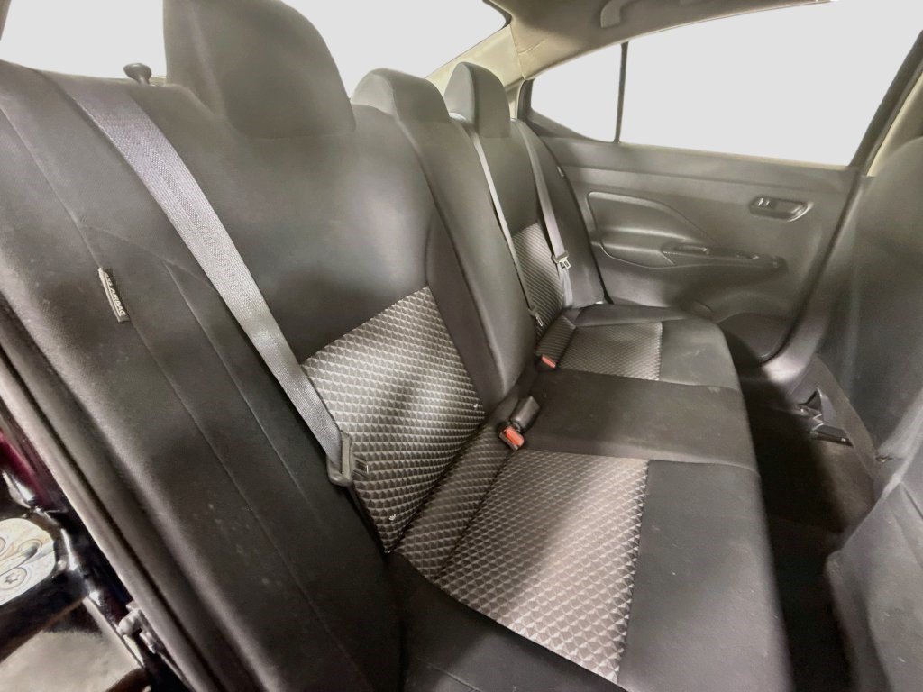 Used 2022 Nissan Versa S FWD image 25