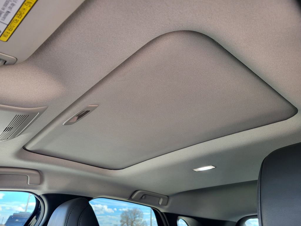 Used 2025 MAZDA CX-30 AWD 2.5 S w/ Premium Package image 27