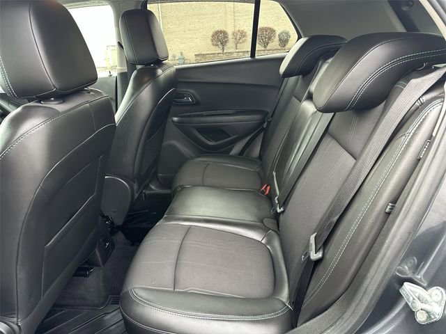 Used 2016 Chevrolet Trax LT w/ LT Convenience Package image 22