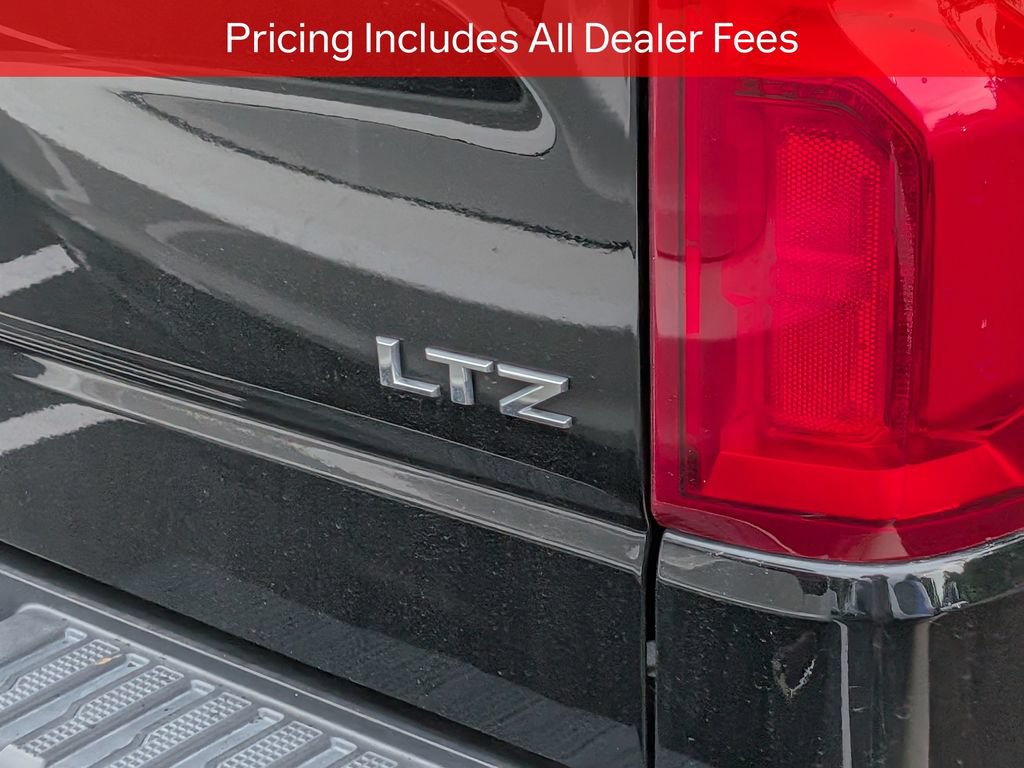 Used 2019 Chevrolet Silverado 1500 LTZ w/ LTZ Premium Package AWD/4WD image 7
