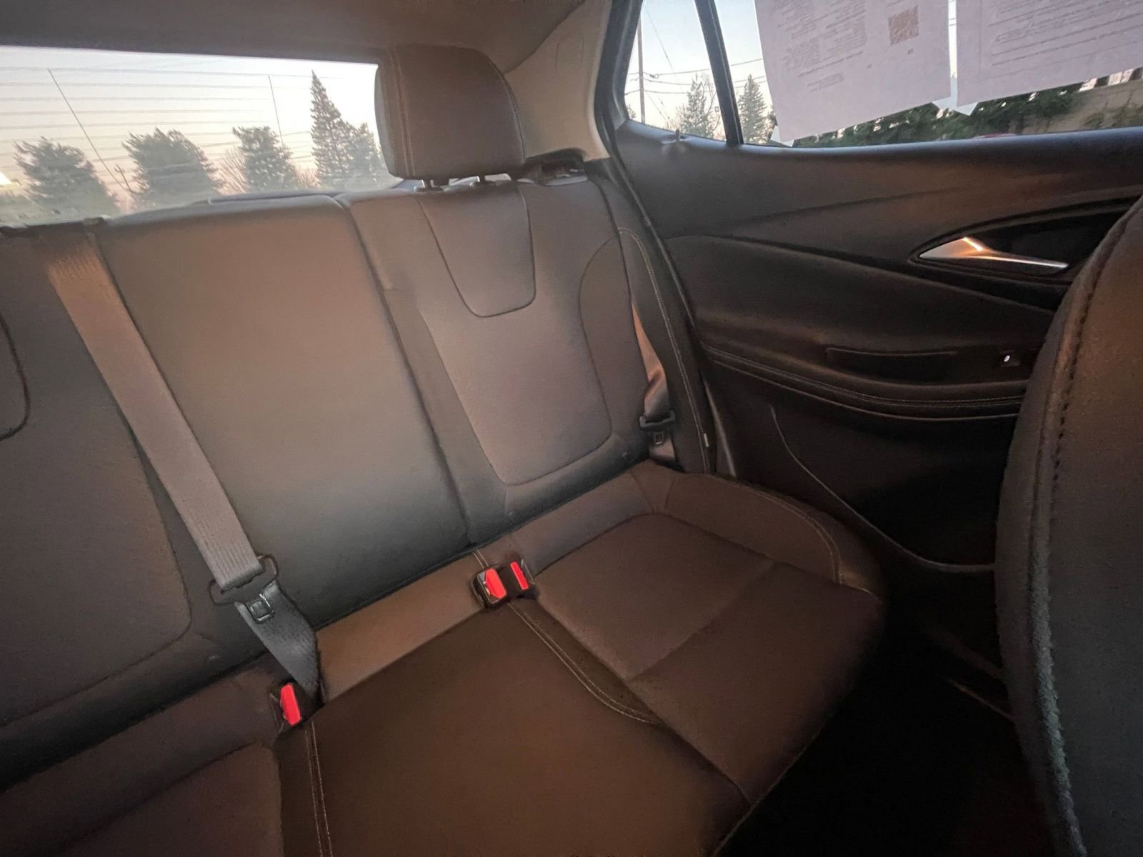 Used 2025 Buick Encore GX Preferred image 35