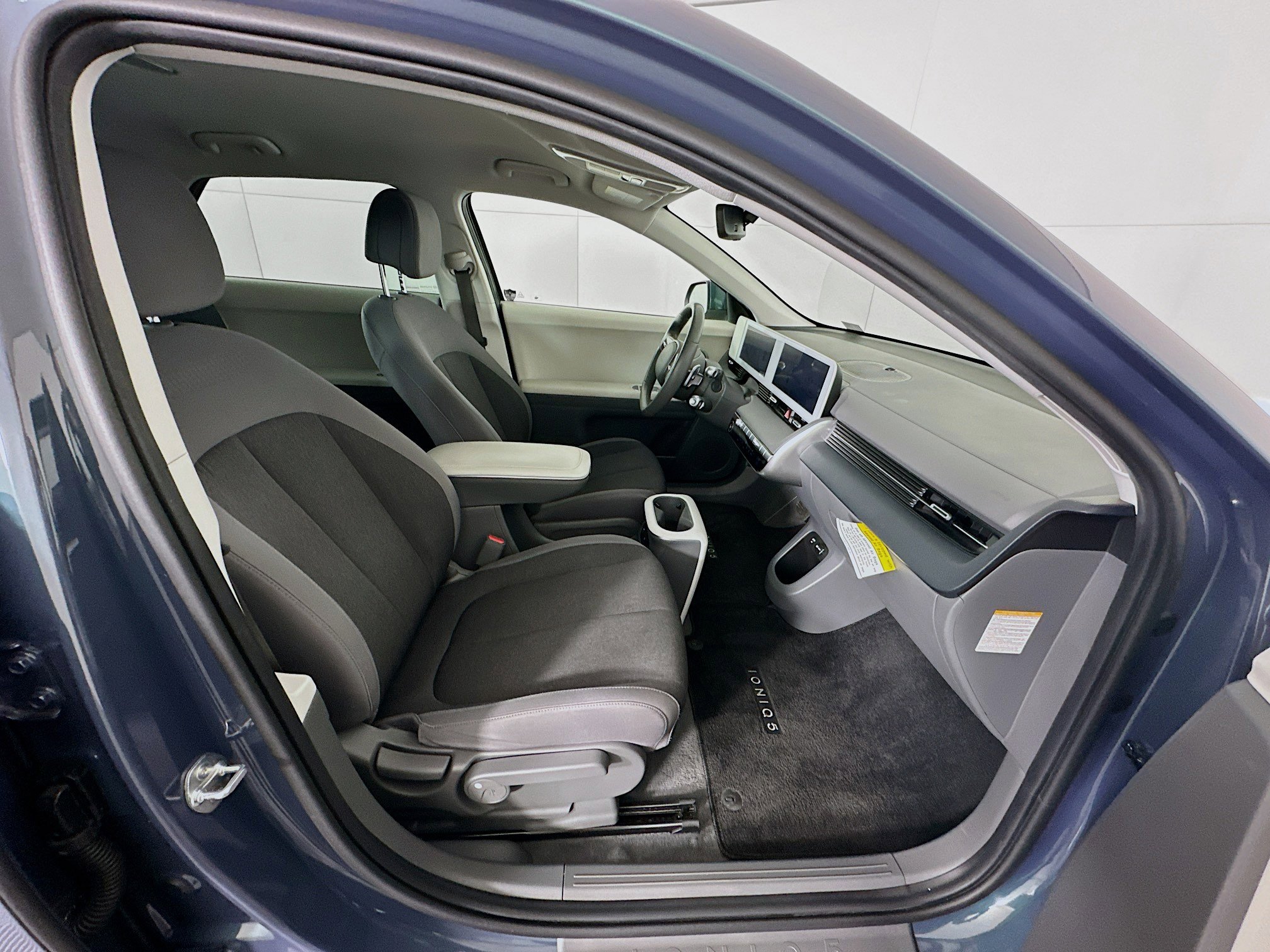 Used 2024 Hyundai Ioniq 5 SEL image 31