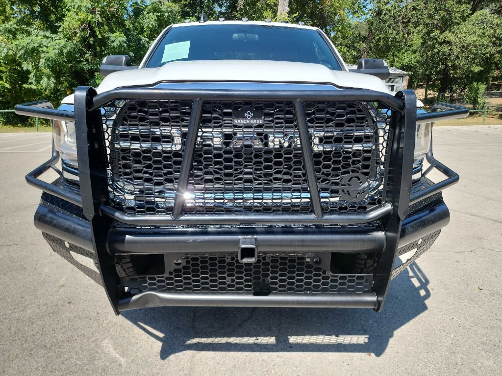 Used 2021 RAM 3500 Tradesman w/ Chrome Appearance Group AWD/4WD image 2