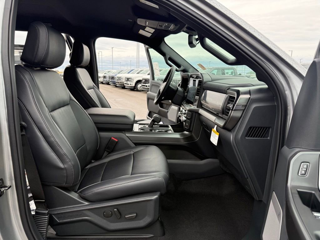 New 2025 Ford F150 Lariat w/ Equipment Group 501A Mid image 16
