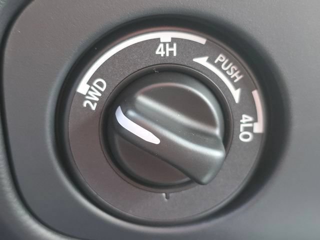 New 2026 Nissan Frontier SV w/ All-Weather Content Package AWD/4WD image 29