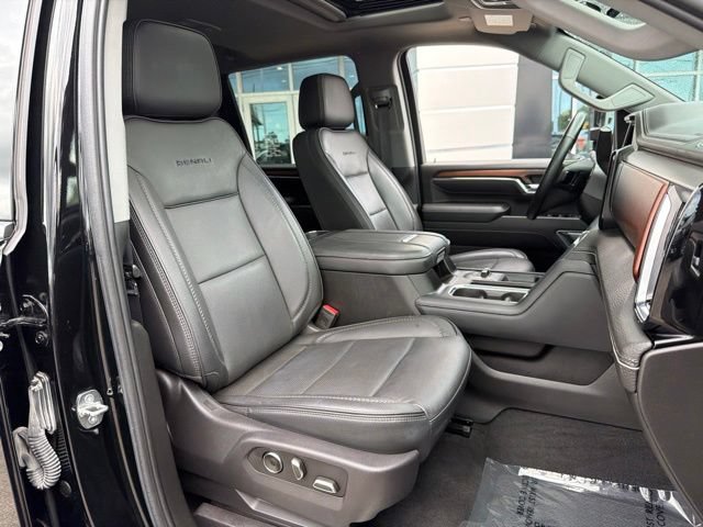 Used 2024 GMC Sierra 2500 Denali w/ Denali Reserve Package AWD/4WD image 27