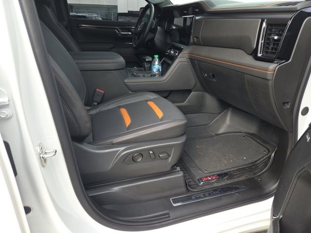 Used 2025 GMC Sierra 1500 AT4 w/ AT4 Premium Package image 14