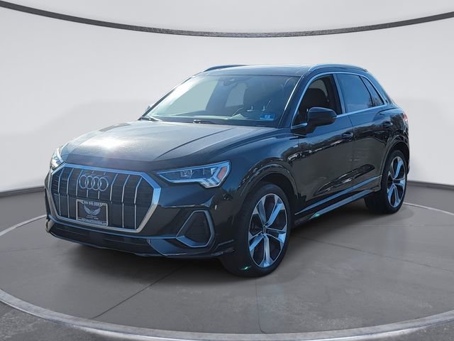 Used 2020 Audi Q3 2.0T Premium Plus w/ Premium Plus Package image 2